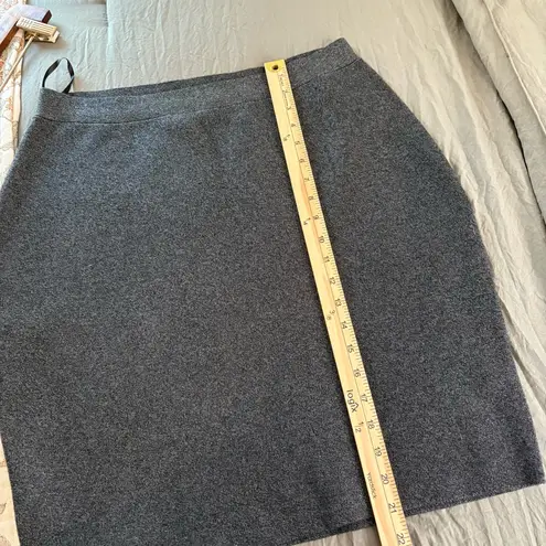 Eileen Fisher  Tencel Wool Blend Pull On Skirt. Size Medium. - Image 8