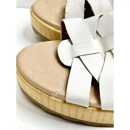 Dr. Scholl’s Sandals Size 9.5 White Leather Open Toe Platform Shoes Buckle