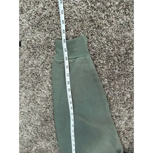 Vintage Looney Tunes Graphic Sweatshirt Pullover Boxy Cut Off M US Made Retro Green Size M