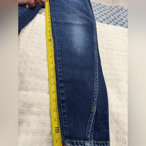 NWOT AMO Twist True Blue Designer Cropped Jeans, Size 29