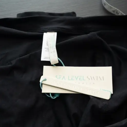 Sea Level Swim. Zip Long Sleeve Rashguard Top. Black Size 10