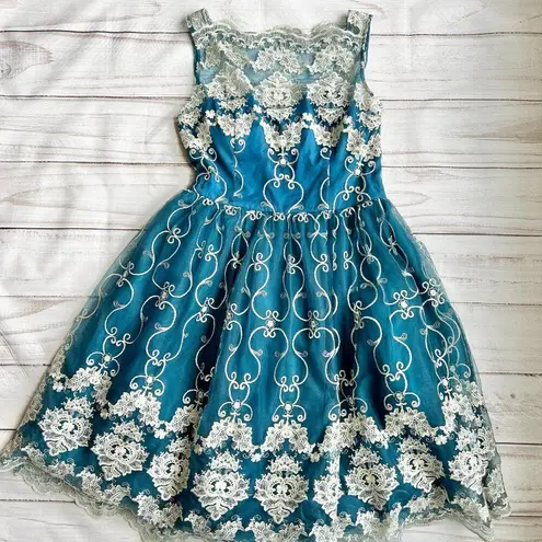 Chi Chi London Reign or Shine Teal Metallic Lace Sleeveless Midi Prom Dress NWT