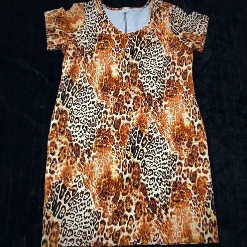 Leopard 🐆 Plus size fitted slimming dress