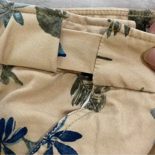 Coldwater Creek Tan Floral Print Shorts