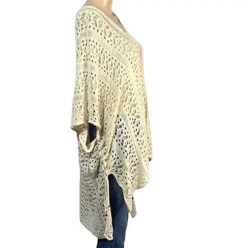 Boutique Womens Lacey Knit Crocheted Pullover Poncho Sweater Coverup Tan OS