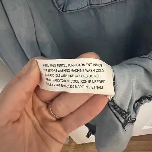 Stoosh Vintage Denim Button Up Top Women’s M Long Sleeve Western Cowgirl Shirt