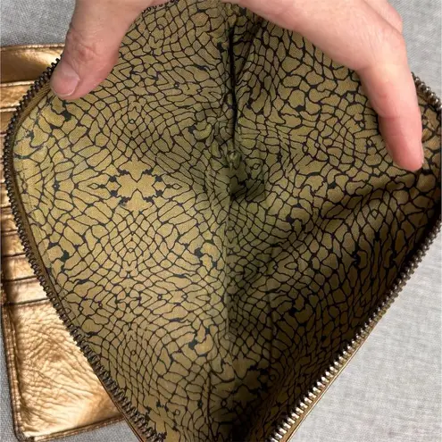 Hobo International Hobo Women's Gold Leather Zip-Around Clutch Wallet