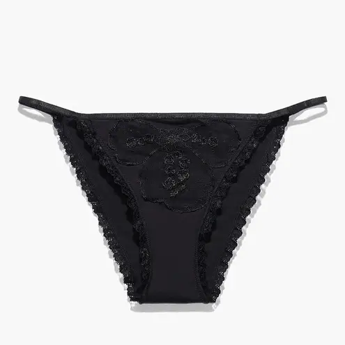 Savage x Fenty A Peek Behind The Lace String Bikini