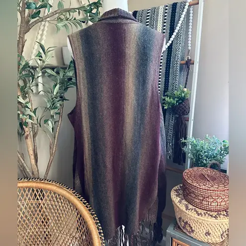 New with tags Kamana Wine Multi Colored Chunky Sleeveless Fringe Boho Cardigan Size M