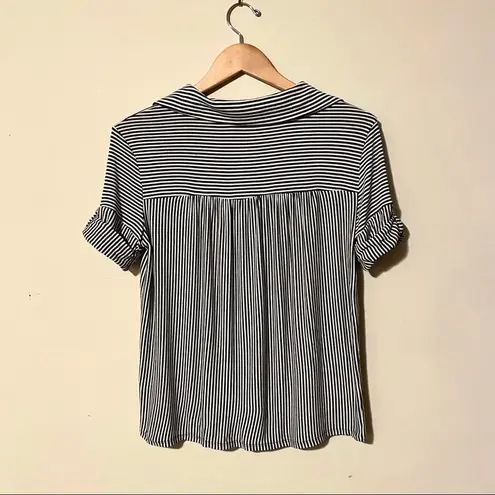 Nordstrom Kim & Cami Striped Button Down Short Sleeve Crop