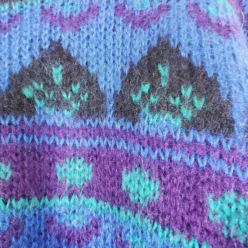 Vintage Gallagher Large Blue/Purple Geometric Cozy, Fuzzy, Knit Sweater GUC Blue