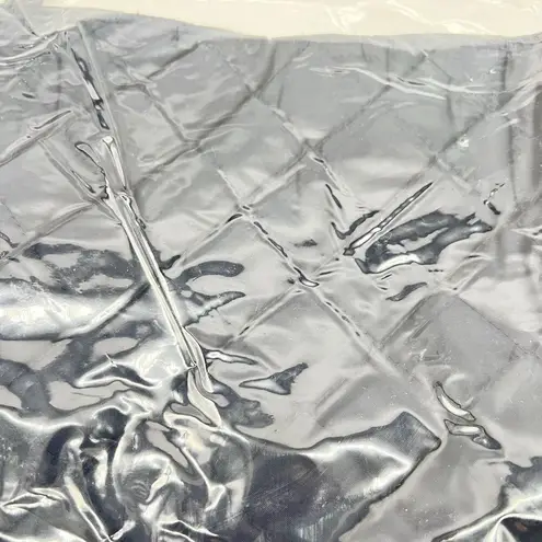 Avon Large Midnight Blue Quilted Satin Puffer Tote Bag w/Gold Accented Button