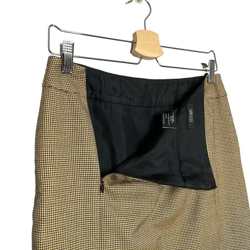 Carlisle Micro Houndstooth Wool Silk Blend Academia Pencil Skirt