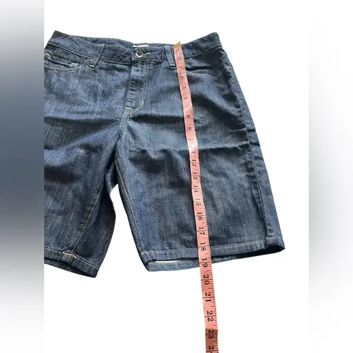 NWOT LL Bean Bermuda style lightweight denim shorts classic fit rinsed 8 Blue