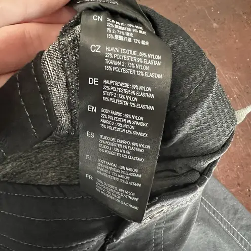 Kuhl Klash Gotham Dark Gray Hiking Pants Water Resistant Women’s Size 14 Short