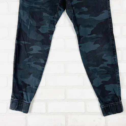 Hollister  Skinny Jogger Pants Women's Small Advanced‎ Stretch Camo Casual