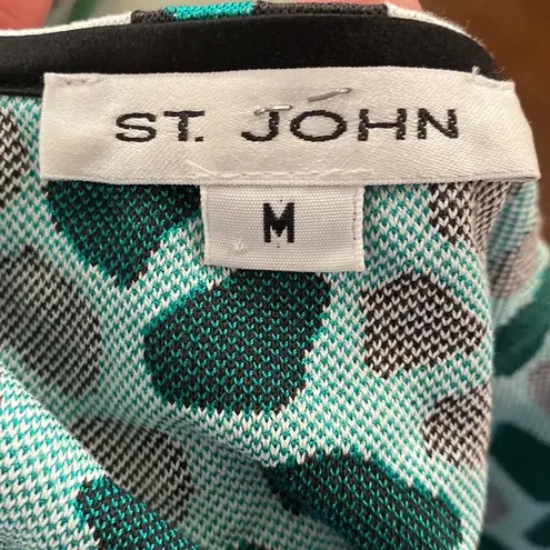 St. John Sleeveless Tank Top w/ Green & White Pebbled All Over Print EUC Sz M