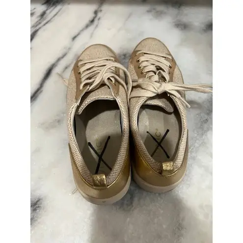 Vionic Women’s Winny 2 Lace-Up Sneakers Size 8 Natural Gold Arch Support Shoes