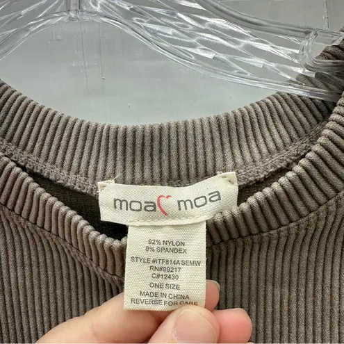 Moa Moa NWT black and tan sleeveless cropped ribbed shirts one size