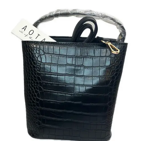 Aota Elena Bucket Bag Black Vegan Leather Crocodile Embossed