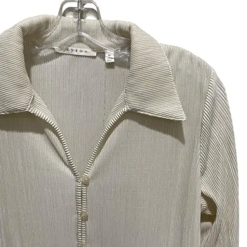 Cyrus Pleated Button Down Collared Shirt Ivory White Women’s Size Medium