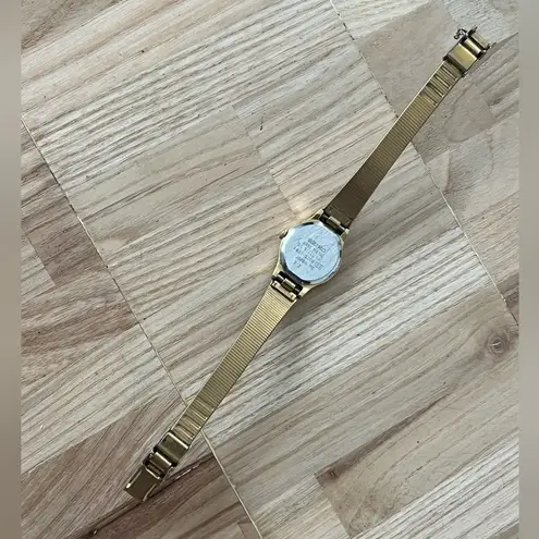 Seiko Vintage Ladies Watch Black Dial Gold-Tone Case, Hands Bracelet New Battery