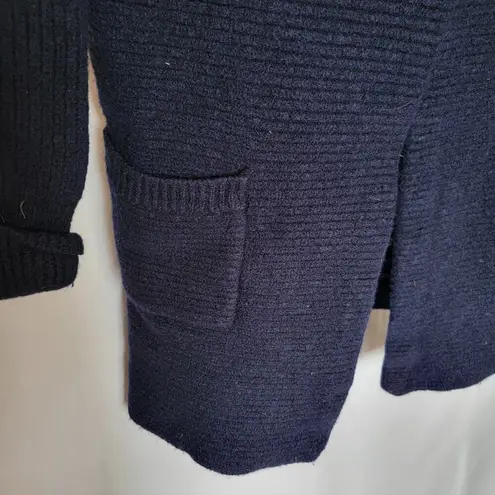 Tahari  Navy 100% Merino Wool Crewneck Heavy Knit Womens Cardigan Size Small