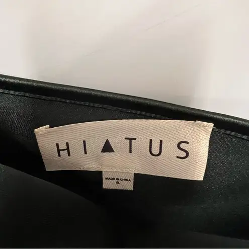 Hiatus midi emerald green satin slip dress w/adjustable spaghetti straps size M