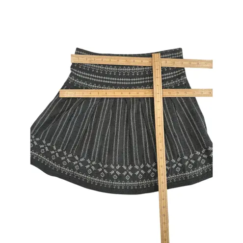 Princess Vera Wang Gray and Silver Knit Flounce Skirt Size S Snowflake Winter