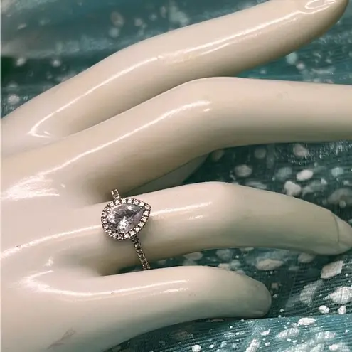 10K W/Gold Quartz Teardrop Halo Ring Gold