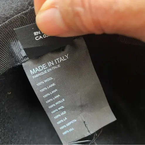 Club Monaco 100% wool hat