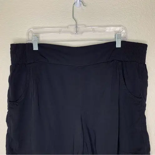 Lane Bryant  100% Rayon Soft Black Shorts