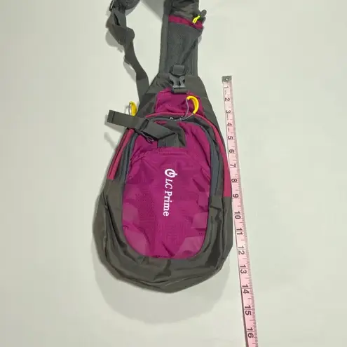 LC Prime Crossbody Hiking Bag Water