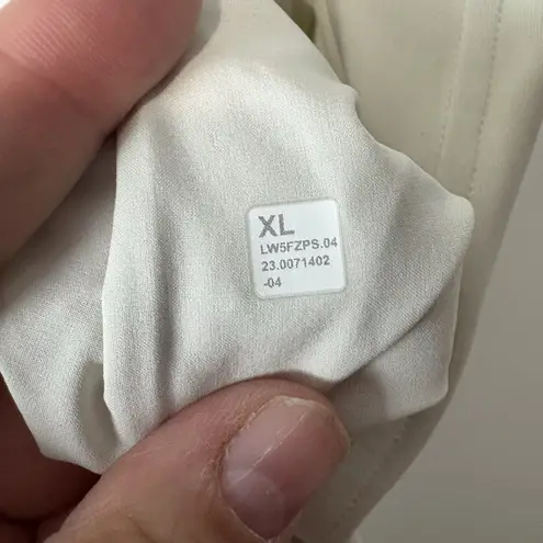 Lululemon Women’s Tapered