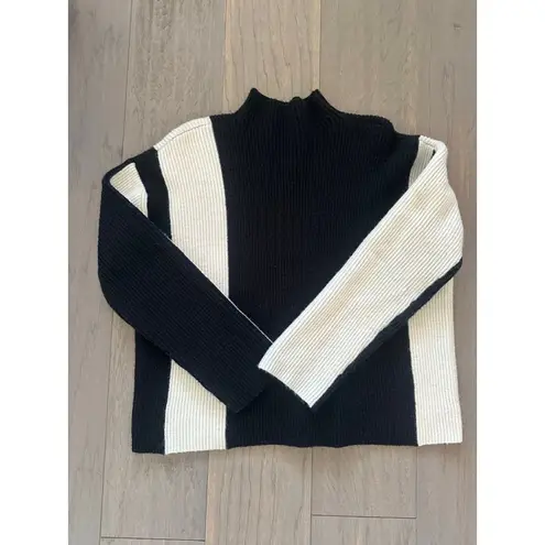 Women's COMMENSE MISS PARIS Black & Beige Colorblock Turtleneck Sweater Size XS