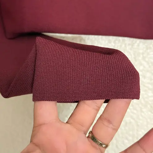 Babaton Aritzia sculpt Knit Forefront Long sleeve size S NWT burgandy color