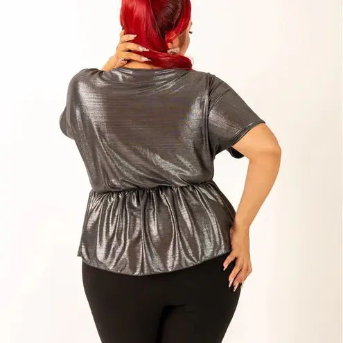 Mareli plus woman’s a metallic, short