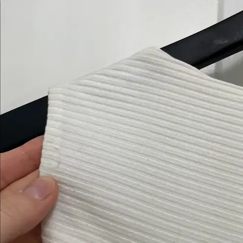 Bailey44 Bailey / 44 White Fitted Asymmetrical Layered Sleeveless Blouse - Size Medium