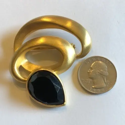 Vintage Satin Gold Tone & Black CZ Rhinestone Gemstone Brooch Shoulder Pin