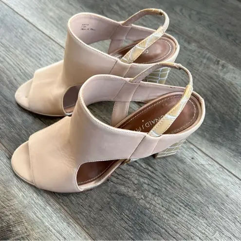 Donald J Pliner Katya Cutout Block Heel Shoes Size 7.5 Tan Neutral Beige Leather