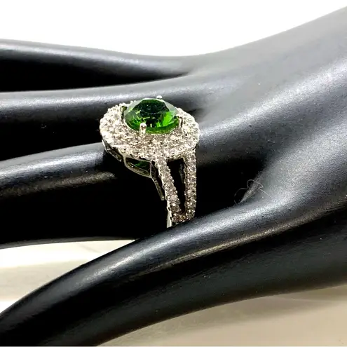 STERLING SILVER LAB GROWN PERIDOT & CUBIC ZIRCONIA STATEMENT COCKTAIL RING (8.75 Green