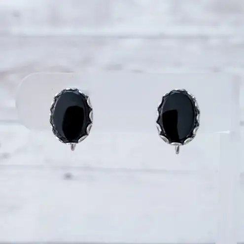 Vintage Clip On Earrings Stylish Black Oval