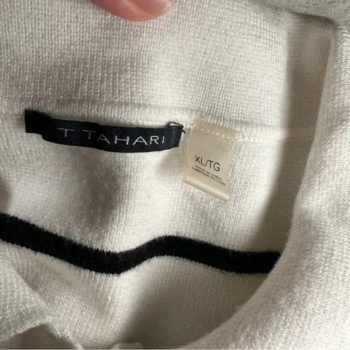 Tahari Size XL White Black Stripe Cropped Boxy Thin Sweater Business Chic Classy