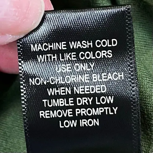 Feathers Green Ruched Key Hole Long Sleeve Blouse 2X