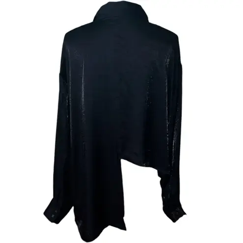 Eloquii 🎄 Plus Asymetric Shiny Buttondown