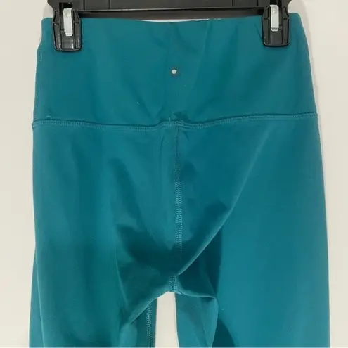 Yogalicious  XS teal yoga pants with front key pocket