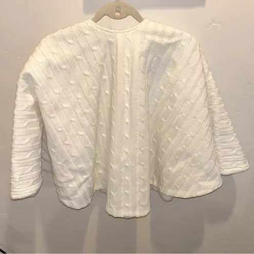 Cream Unbranded Women’s Button Front Cover Shawl Cape One Size OS