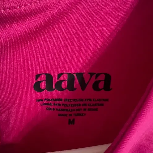 FINAL PRICE DROP NWT SELENA ZIP