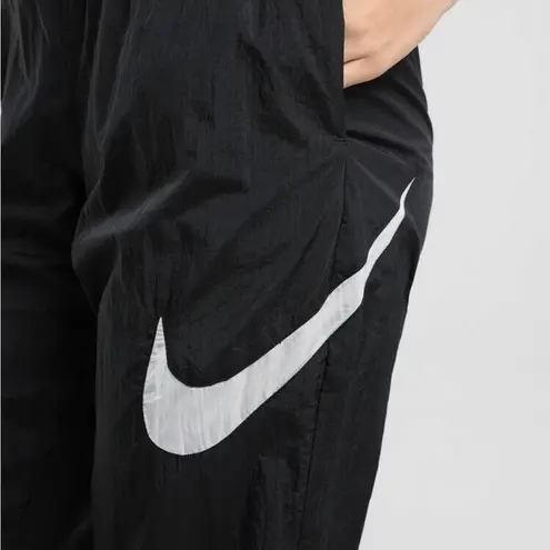 Nike Women’s  Sportswear Essential Joggers