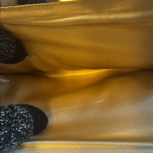 Hallmark White and Gold Clutch with Unique Landmark Design EUC